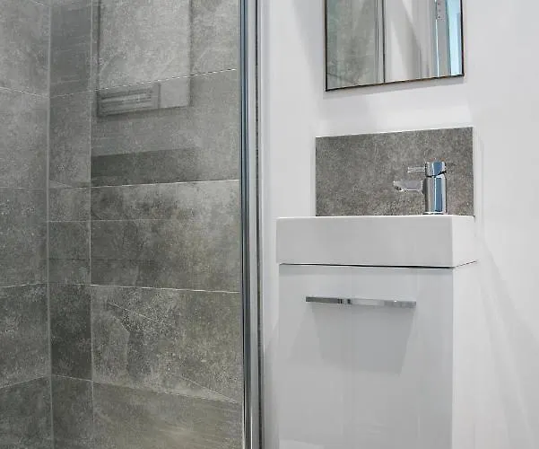 Oswald House Deluxe 3 Bedroom * Χαρογκέιτ